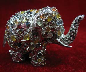 ELEPHANT(with precious stones)